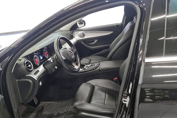 Mercedes-Benz E 220 d 11 of 11