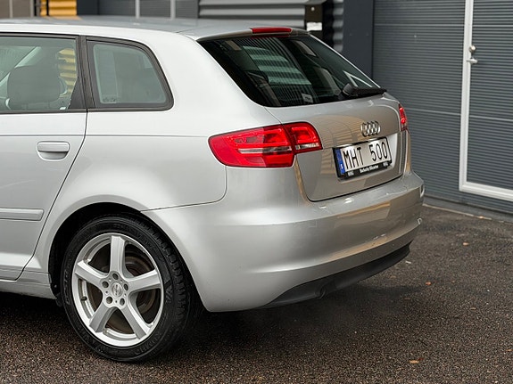 Audi A3 4 of 23