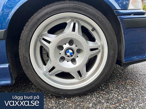 BMW M3 11 of 30