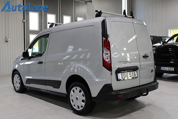 Ford Transit Connect 4 of 24