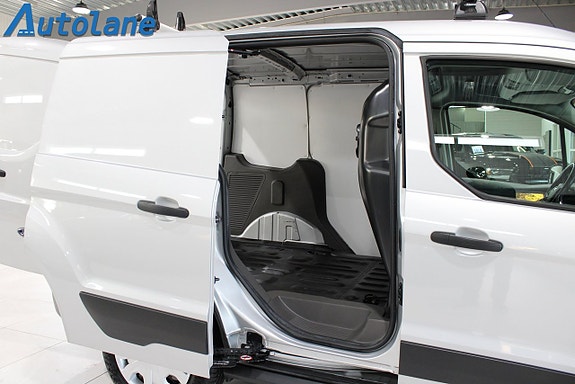 Ford Transit Connect 12 of 24