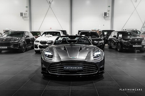 Aston Martin Vanquish 3 of 27