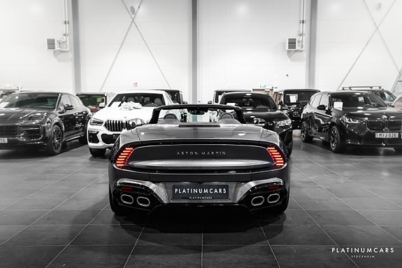 Aston Martin Vanquish 4 of 27