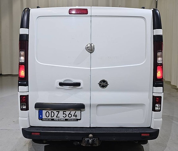 Opel Vivaro 8 of 19