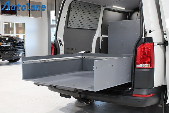Volkswagen Transporter 12 of 25