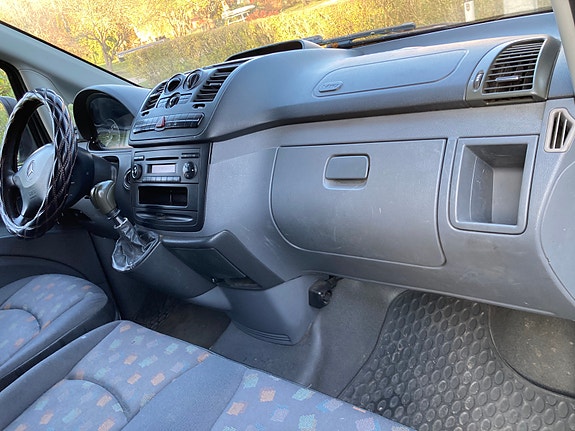 Mercedes-Benz Vito 111 21 of 21