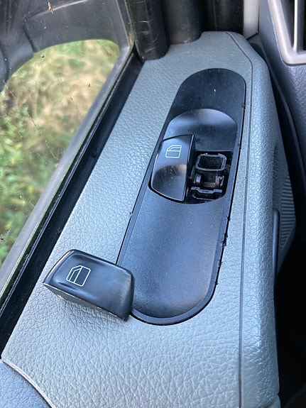 Mercedes-Benz Vito 111 10 of 21