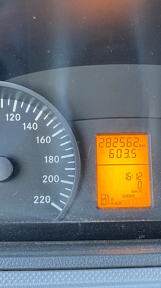 Mercedes-Benz Vito 111 9 of 21