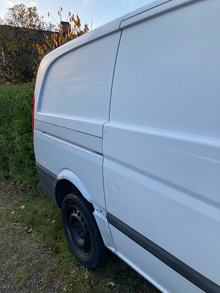 Mercedes-Benz Vito 111 3 of 21