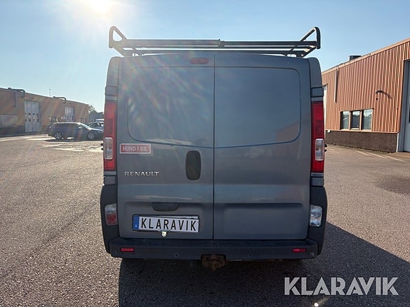 Renault Trafic 4 of 6