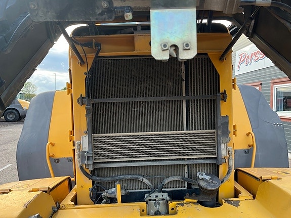 Volvo L 70 F 10 of 12