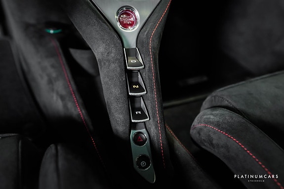McLaren 750S 16 of 27