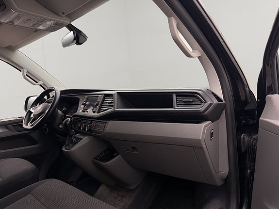 Volkswagen Transporter 28 of 30