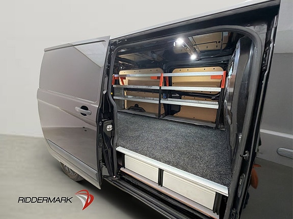 Ford Transit Custom 14 of 30