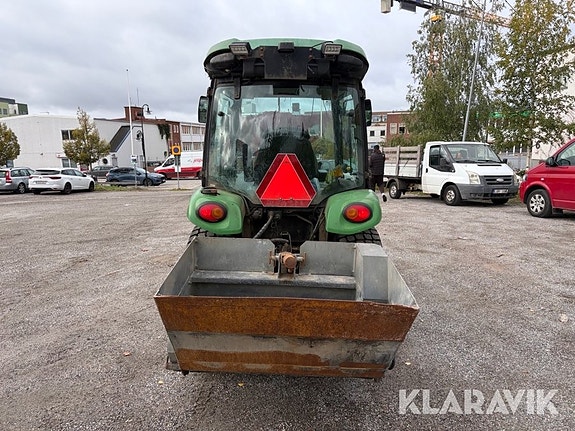 Traktor John Deere 3720 med vinterredskap 6 of 6
