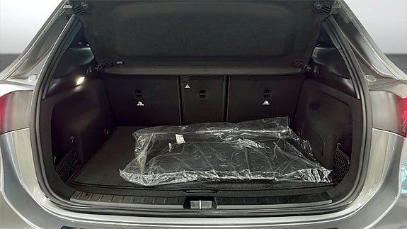 Mercedes-Benz GLA 180 12 of 19