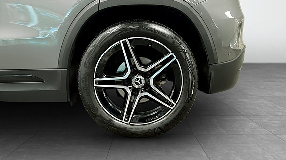 Mercedes-Benz GLA 180 6 of 19