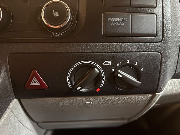 Volkswagen Transporter 12 of 15