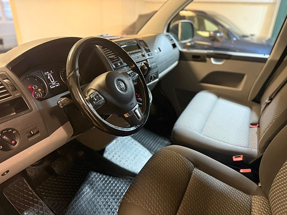 Volkswagen Transporter 5 of 15