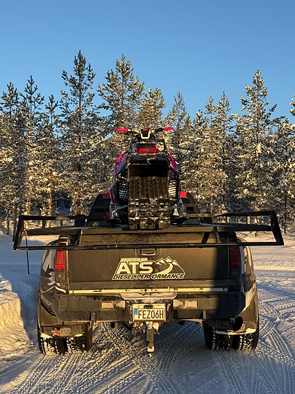Chevrolet Silverado 3500 5 of 9