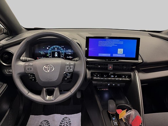 Toyota C-HR 8 of 12