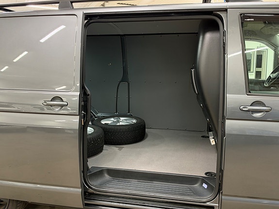 Volkswagen Transporter 19 of 20