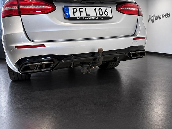 Mercedes-Benz E 220 4 of 15
