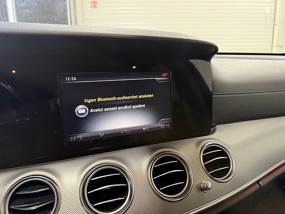 Mercedes-Benz E 220 10 of 15