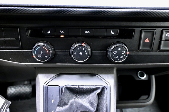 Volkswagen Transporter 13 of 17