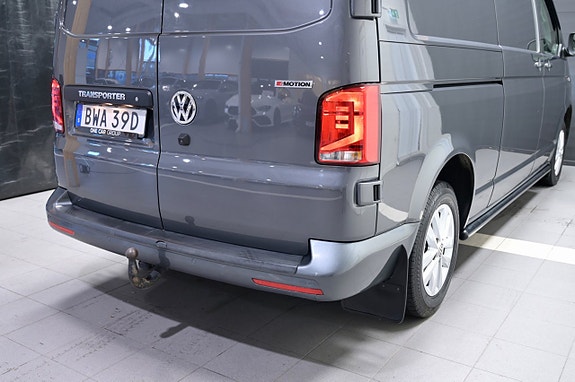 Volkswagen Transporter 6 of 17