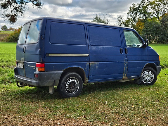 Volkswagen Transporter 4 of 6