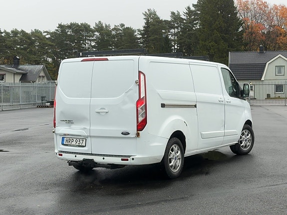 Ford Transit Custom 4 of 6