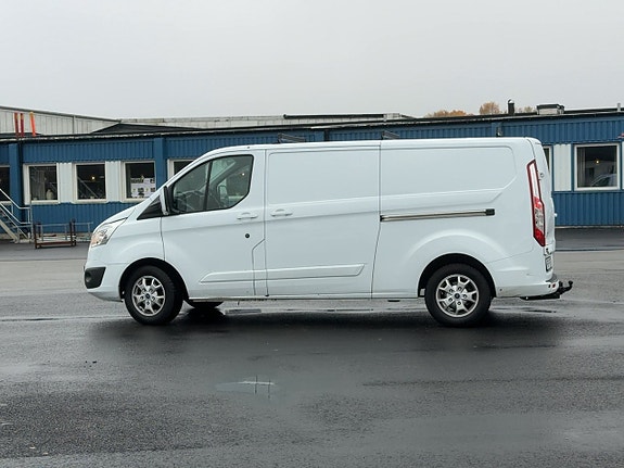 Ford Transit Custom 2 of 6