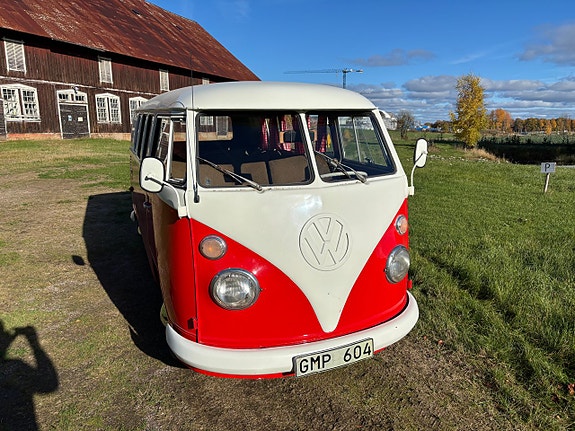 Volkswagen Transporter 2 of 6