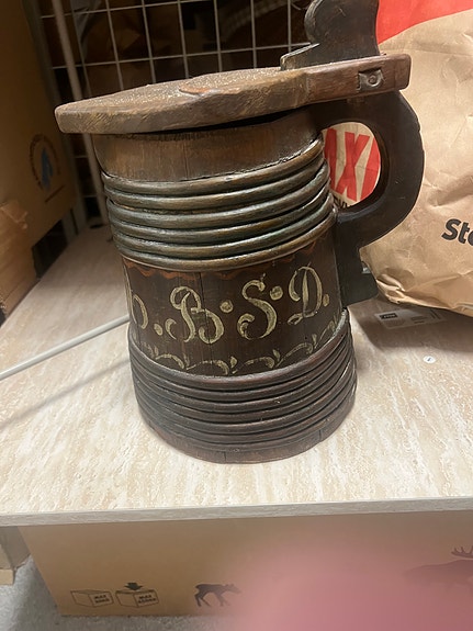 Product image 1 of 2