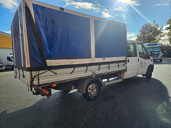 Ford Transit 6 of 8