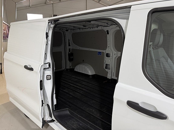 Ford Transit Custom 5 of 19
