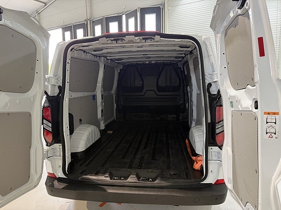 Ford Transit Custom 4 of 19