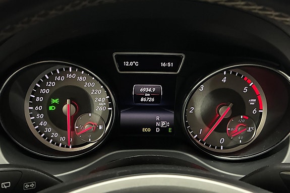 Mercedes-Benz GLA 200 17 of 20
