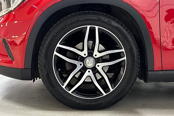 Mercedes-Benz GLA 200 11 of 20