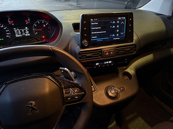 Peugeot Partner 9 of 9