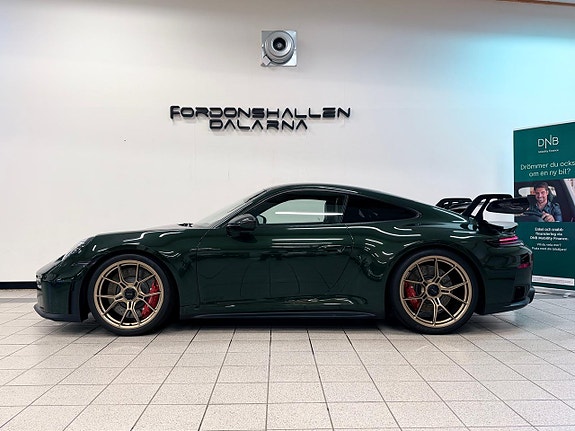 Porsche 911 GT3 12 of 29