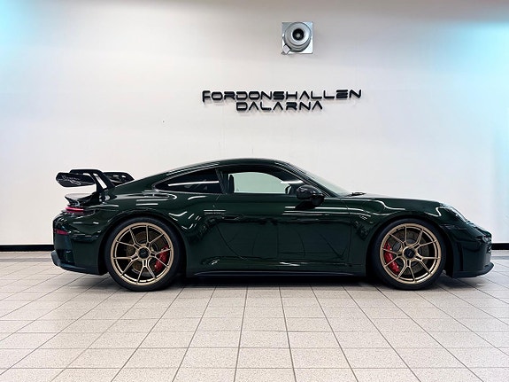Porsche 911 GT3 4 of 29