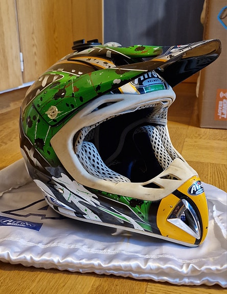 Product image 1 of 7