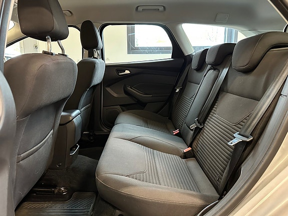 Ford Focus 9 of 20