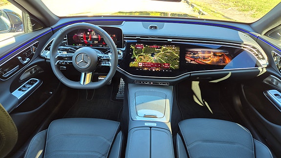 Mercedes-Benz E 220 d 9 of 13