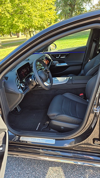 Mercedes-Benz E 220 d 10 of 13