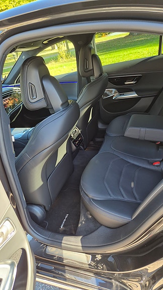 Mercedes-Benz E 220 d 8 of 13