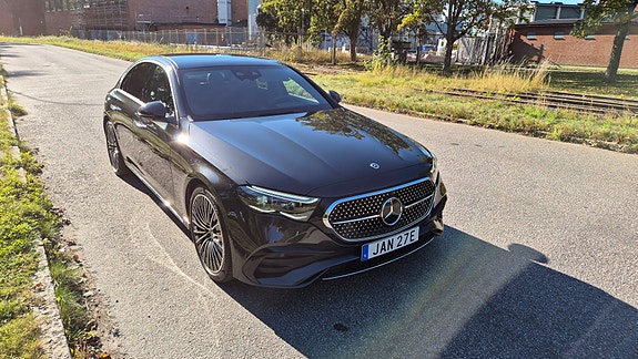 Mercedes-Benz E 220 d 6 of 13