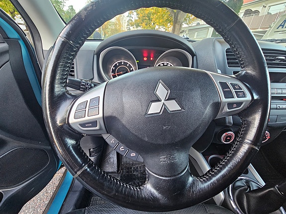 Mitsubishi ASX 11 of 14